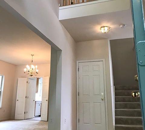 5th image of 6491 Palisades Dr
