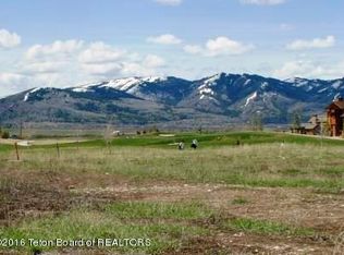 10 Cold Springs Ln, Victor, ID 83455