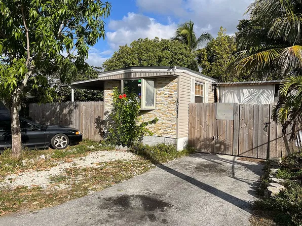 13111 SW 14th St, Miami, FL 33184