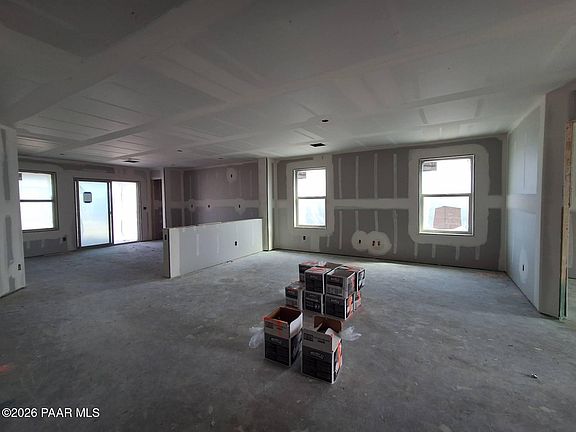 2nd image of 1298 Helsing Rd