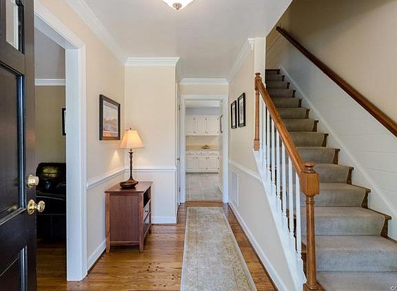 2nd image of 1802 Windingridge Dr