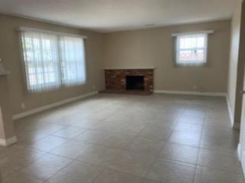 3rd image of 6762 Amy Ave