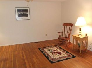 1416 E Dublin Granville Rd, Columbus, OH 43229