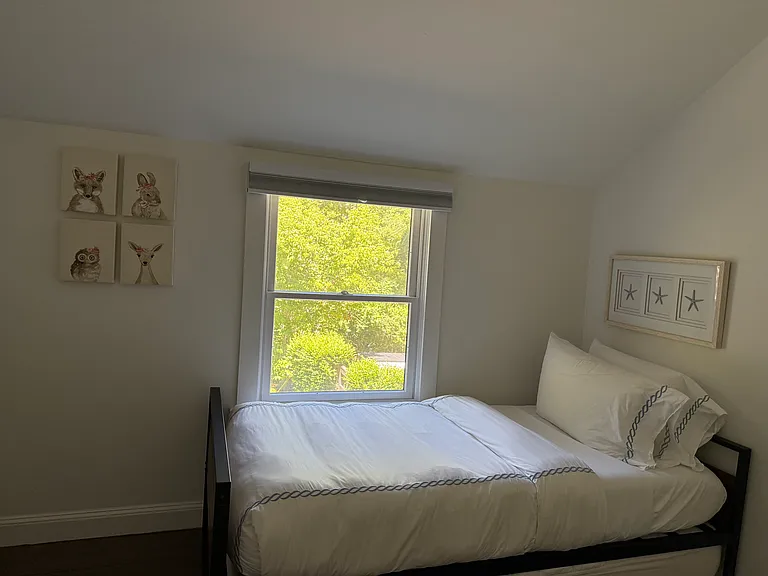 130 Accabonac Rd — Photo 13