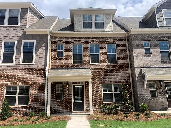 2nd image of 3029 Regal Crown Dr
