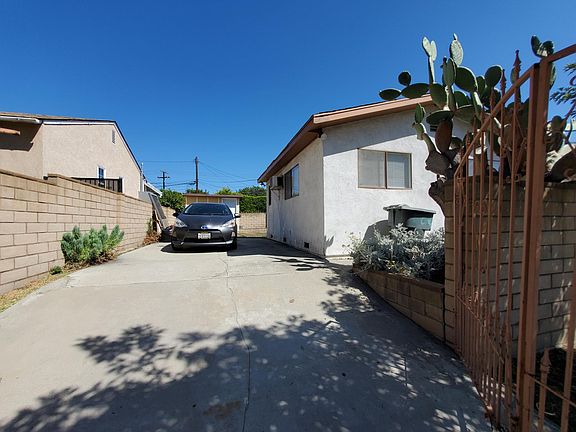 Private Driveway for Unit