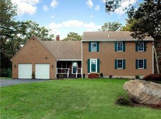 40 Shannon Rd, Exeter, RI 02822