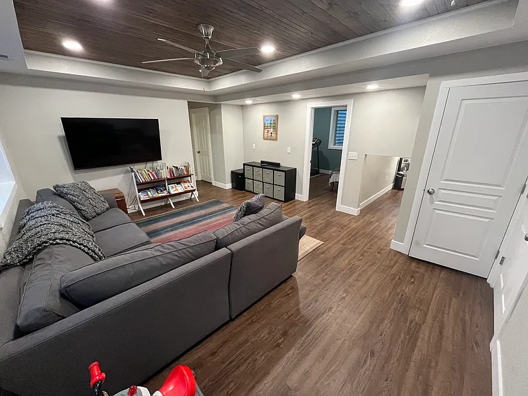 5083 N Xenia St — Photo 36