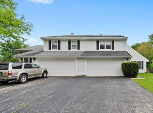 1553 Brandywyn Ct N, Buffalo Grove, IL