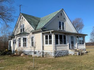 19340 Three Oaks Rd, Three Oaks, MI 49128