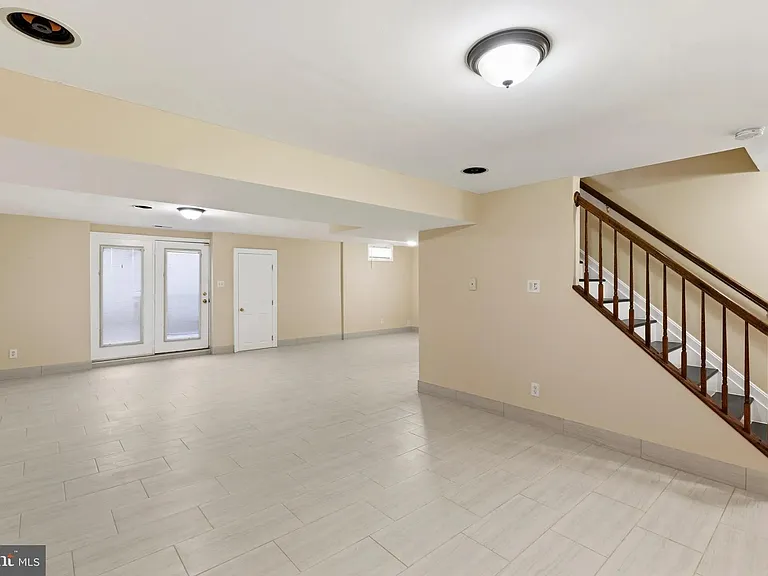 4704 Denview Way — Photo 26