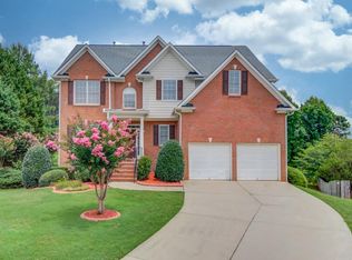 655 Carriage View Ct, Suwanee, GA 30024