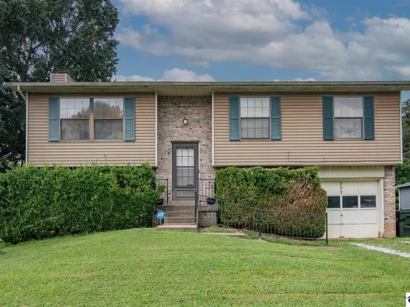 899 Timberwood Dr, Radcliff, KY 40160