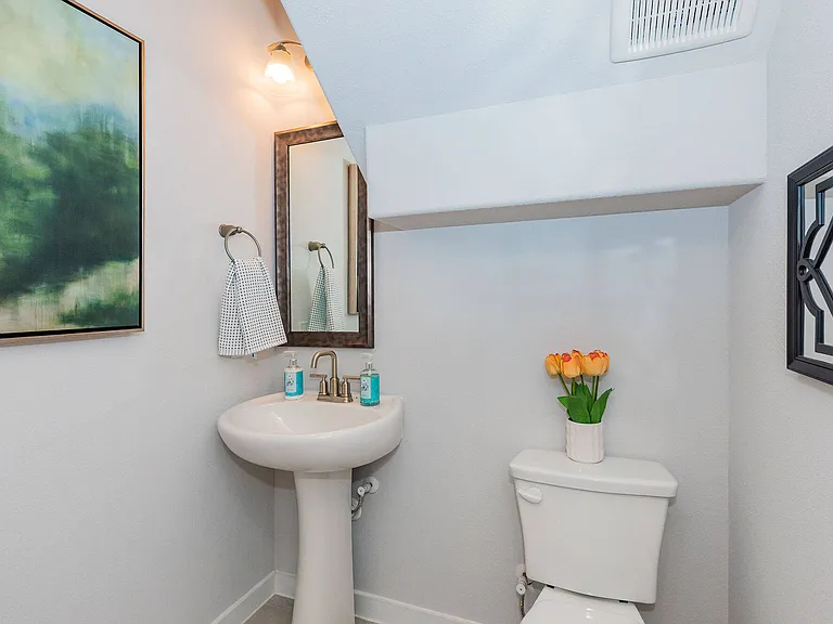 Tavolo Park Townhomes — Photo 33
