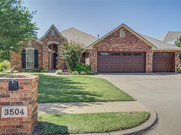 3rd image of 3504 SW 123rd Pl