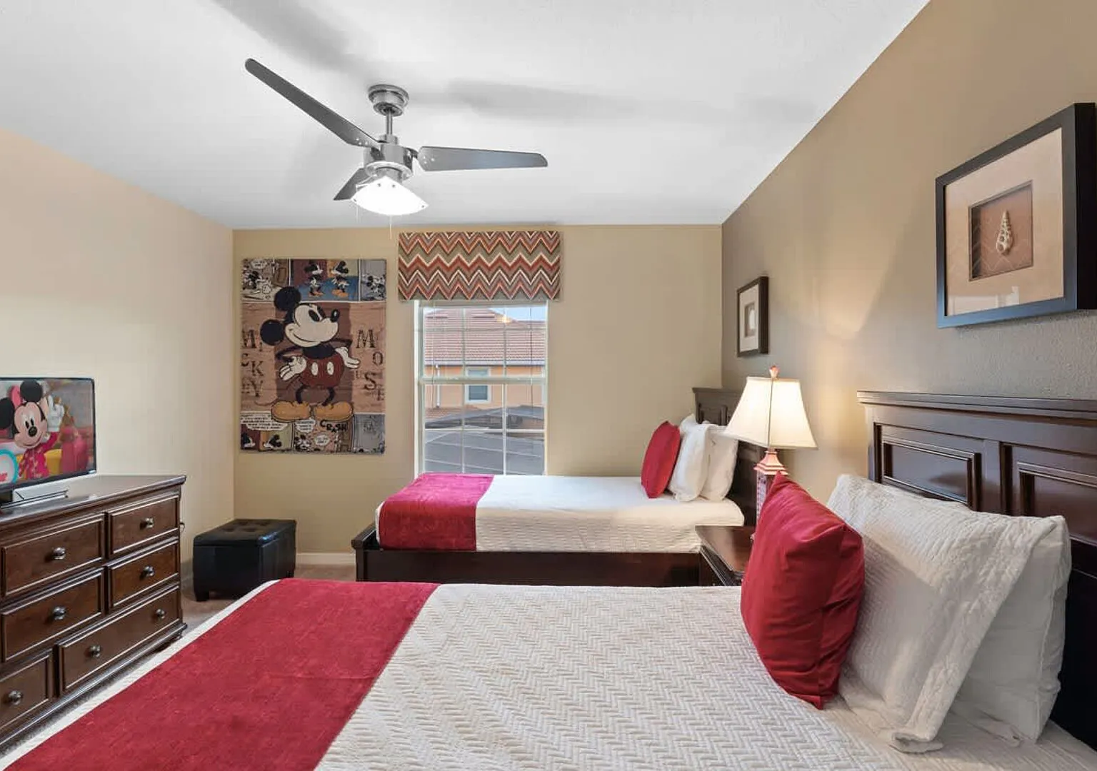 Lovely House for 10 People at Paradise — Photo 3