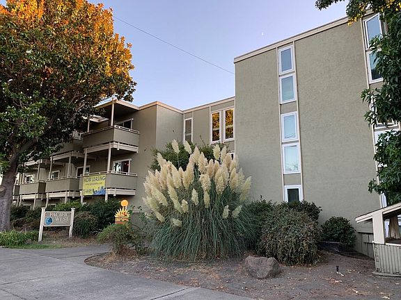 2nd image of 1399 Pacific Ave #Ade7686b1