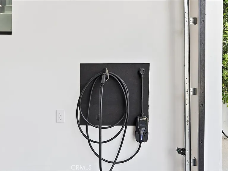 22300 Philiprimm St — Photo 59