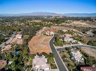 6945 Royal Hunt Ridge Dr, Riverside, CA 92506