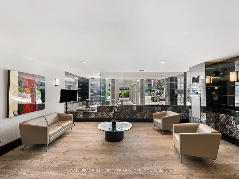 5785 Yonge St #601 — Photo 35