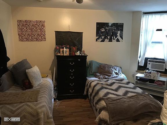 5th image of 446-448 W 47th St #2B