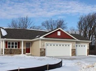 1860 Andrea Michelle Ct, Kaukauna, WI 54130
