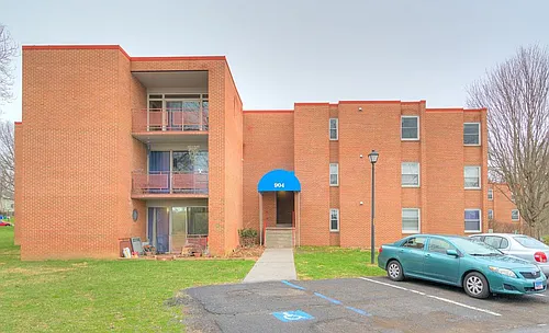 900 Brightwood Manor Dr #2 Photo 1