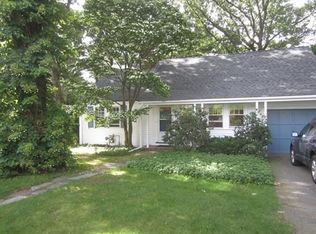 4 Bay View Rd, Wellesley, MA 02482