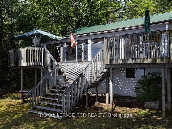 4th image of 40 Griffin Dr