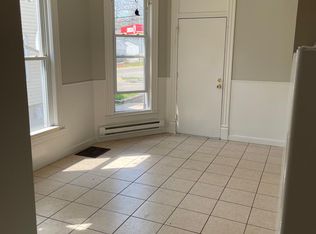 811 E Oakland Ave #L, Bloomington, IL 61701