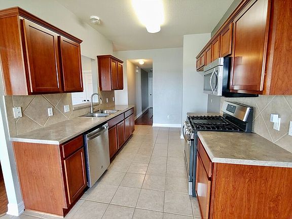 2nd image of 3257 Corrigan Ln