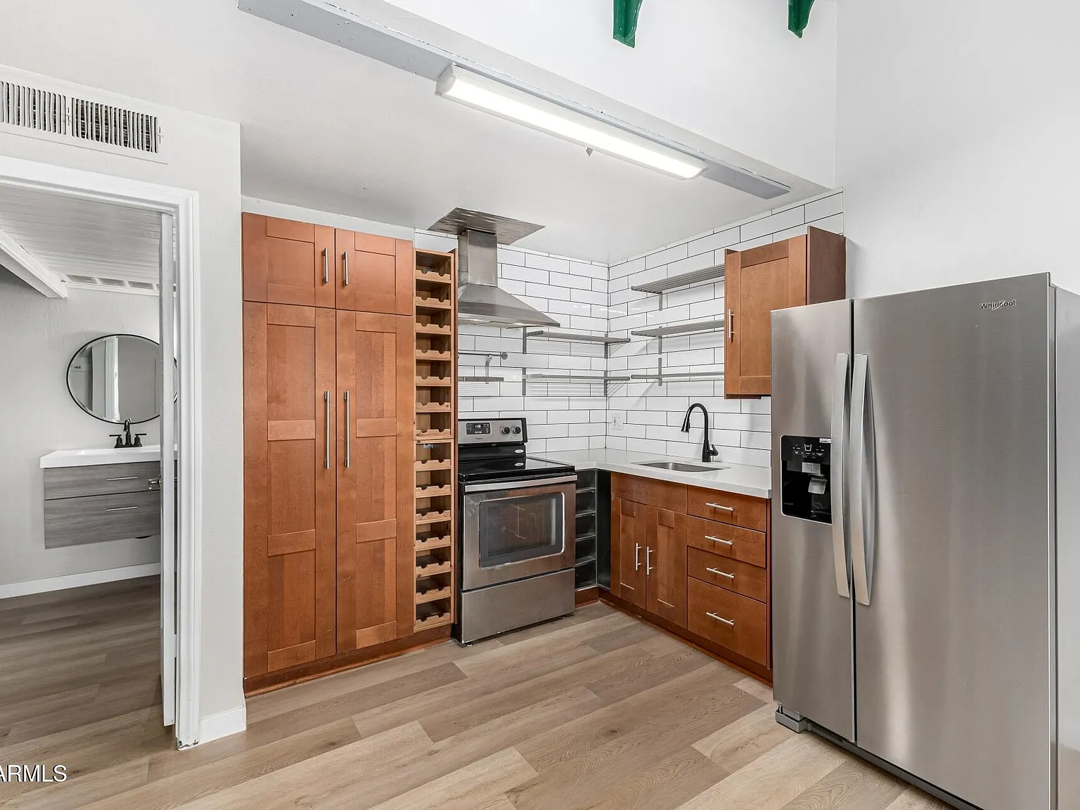 1 bed, 1.0 bath, 659 sqft, $1,350 — Photo 1