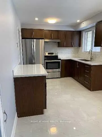 464 Sandlewood Rd — Photo 6
