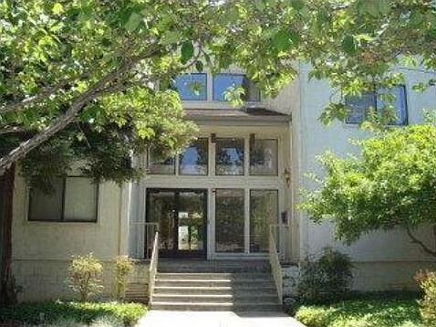 39951 building secured Main Entry