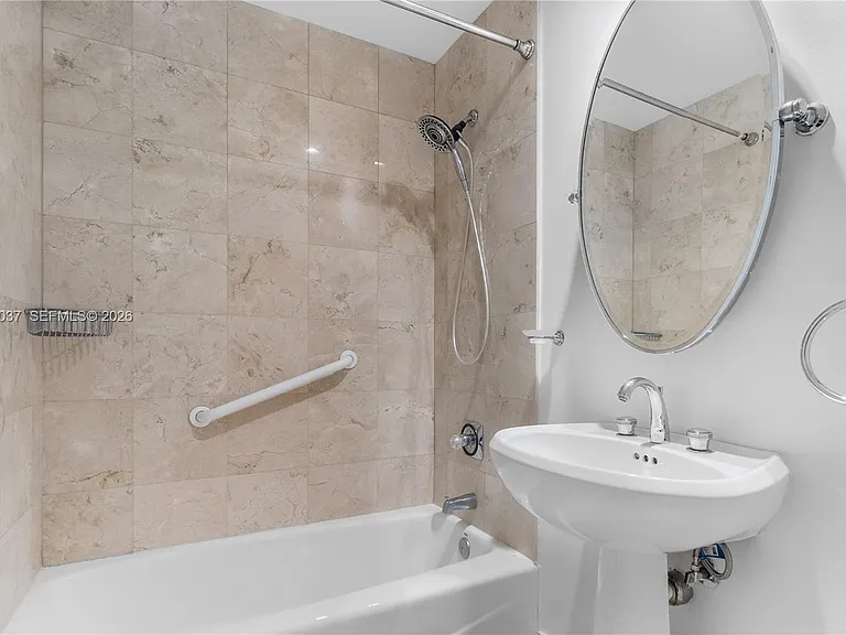 808 Brickell Key Dr #3002 — Photo 18
