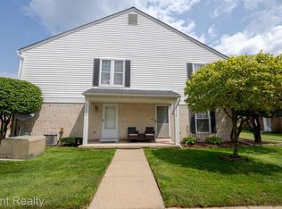 35528 Stillmeadow Ln, Clinton Township, MI 48035