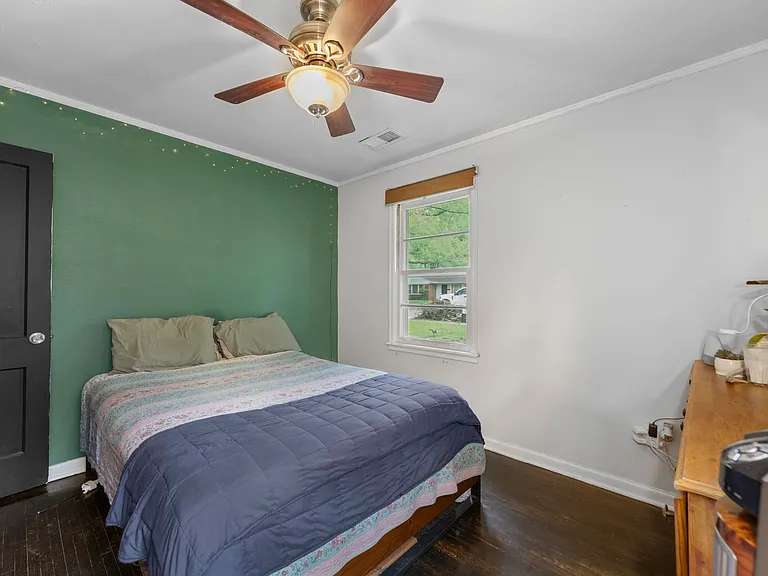 1343 Dearing Rd — Photo 16