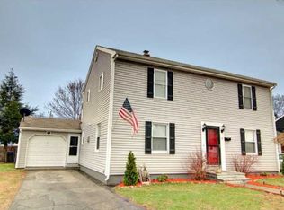 75 Drolet Ave, Pawtucket, RI 02861