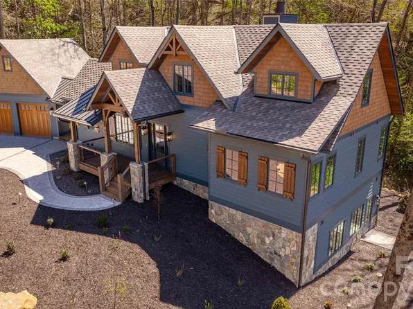 95 Dartmouth Way, Waynesville, NC 28786