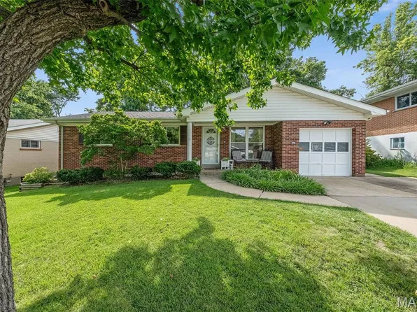 3500 Glen Arbor Dr, Saint Louis, MO 63125