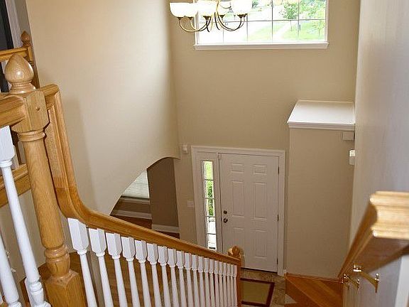 3rd image of 18245 W Banbury Dr