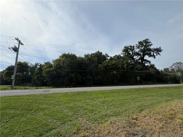 1194 Quaker Rd #12, Barker, NY 14012