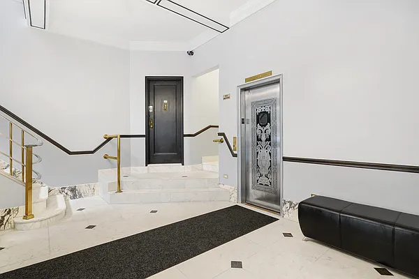 Sold by Compass | media 8