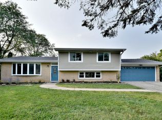 22W060 Foster Ave, Medinah, IL 60157