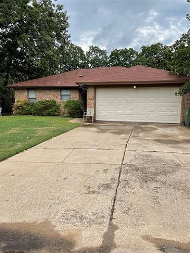 1st image of 4222 Vidalia Dr