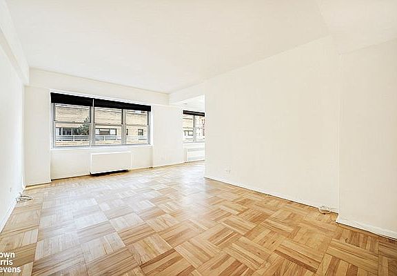 5th image of 80 Park Ave APT 14C