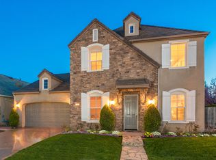 96 W Prescott Ave, Clovis, CA