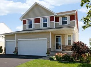 121 Dongola Ln, Shakopee, MN 55379