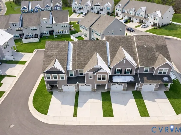 7710 Broadstairs Ln, New Kent, VA 23124