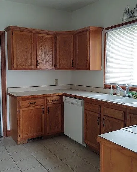 702 Park Ave — Photo 11